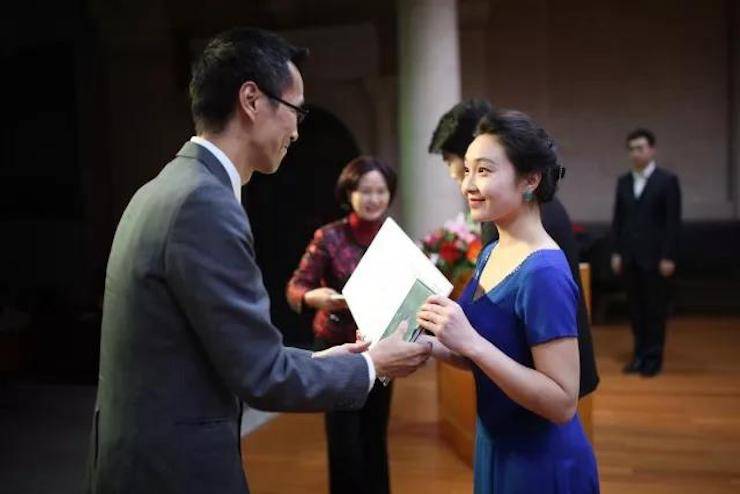 2017凯发k8亚洲音乐奖学金-西安音乐学院颁奖仪式暨凯发k8海外艺术家英娜·法利克斯钢琴独奏音乐会成功举办！