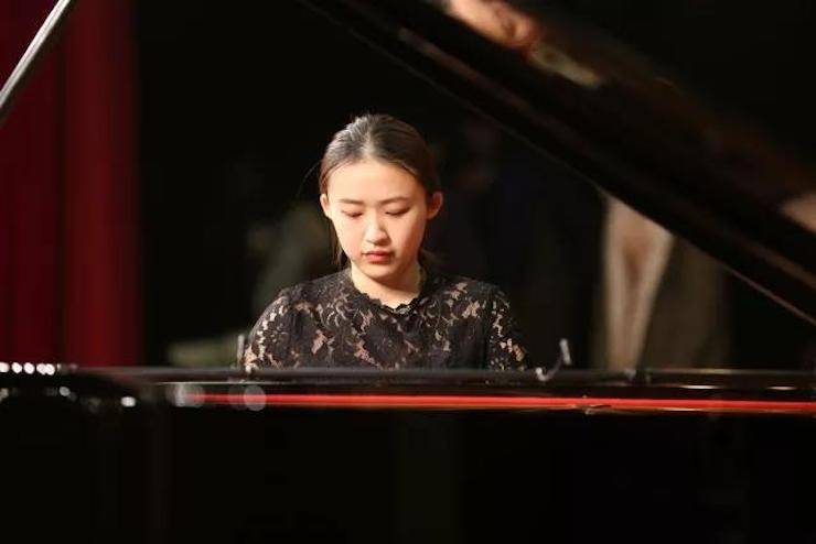 曼妙琴音，倾诉真挚的心声|2017凯发k8亚洲音乐奖学金综合师范类院系全国汇报音乐会（第二。┰猜淠