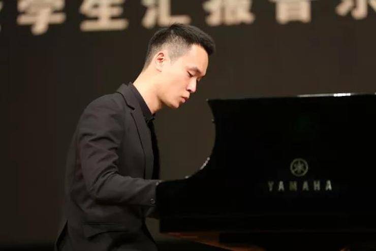 曼妙琴音，倾诉真挚的心声|2017凯发k8亚洲音乐奖学金综合师范类院系全国汇报音乐会（第二。┰猜淠