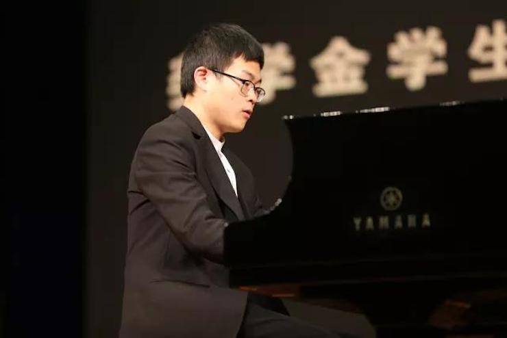 曼妙琴音，倾诉真挚的心声|2017凯发k8亚洲音乐奖学金综合师范类院系全国汇报音乐会（第二。┰猜淠