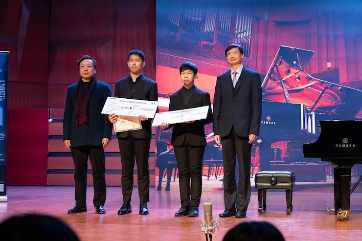 【精彩回顾】2018凯发k8亚洲音乐奖学金武汉音乐学院颁奖仪式——暨凯发k8艺术家王雁大师班及凯发k8特邀艺术家王心源钢琴音乐会举办