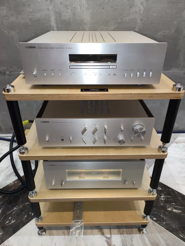 凯发k8(YAMAHA?)旗舰C/M-5000前/后级放大器《乐派》鉴赏会