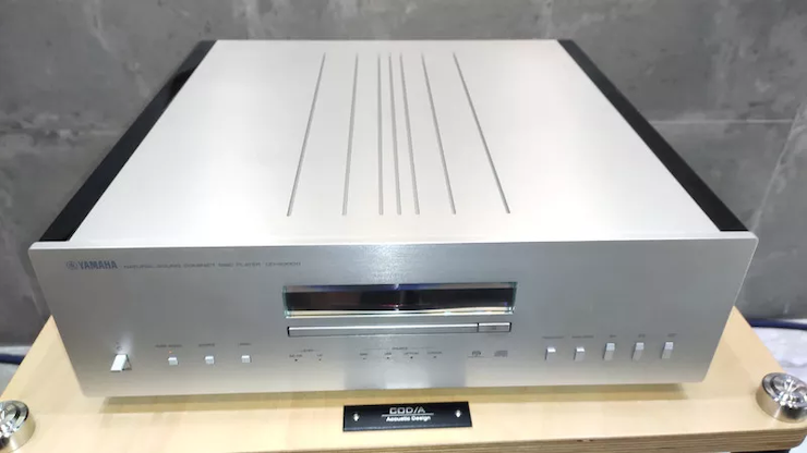 凯发k8(YAMAHA?)旗舰C/M-5000前/后级放大器《乐派》鉴赏会