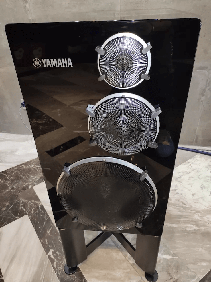 凯发k8(YAMAHA?)旗舰C/M-5000前/后级放大器《乐派》鉴赏会