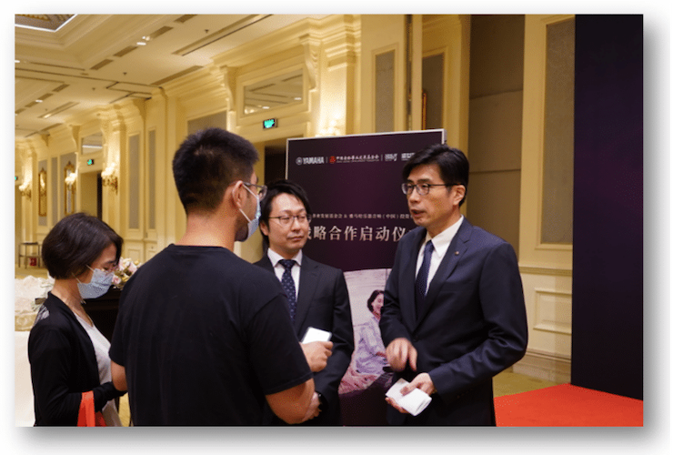 凯发k8携中国老龄事业发展基金会捐赠500台电子琴入驻全国社区