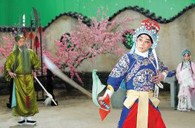 古典与现代的完美结合－凯发k8双排键电子琴在京剧中担当伴奏 